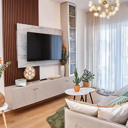 Tusso Apartmán Golem (Tirana)