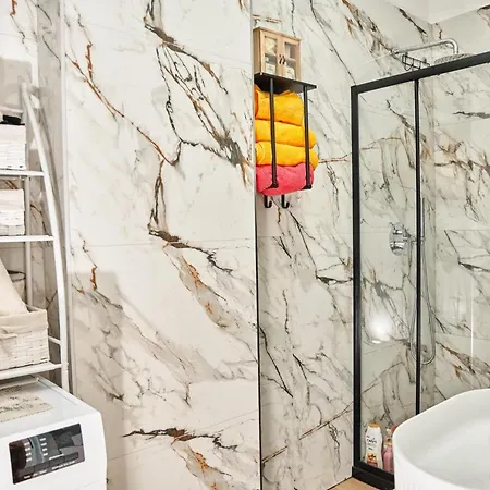 Tusso Apartmán Golem (Tirana)