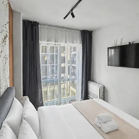 Tusso Apartmán Golem (Tirana)